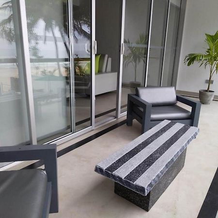 Josan Villa With A Glorious Beach And Sea View Habaraduwa Central Dış mekan fotoğraf